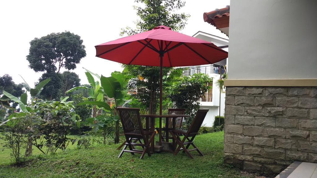Villa Sabrina Bumi Ciherang Panjaweujan Luaran gambar