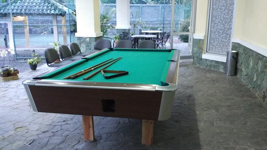 Villa Sabrina Bumi Ciherang Panjaweujan Luaran gambar
